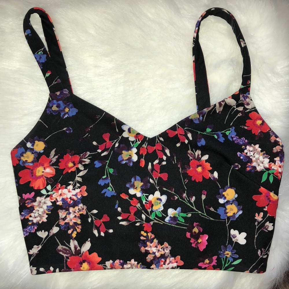 Express Floral strappy back crop top
